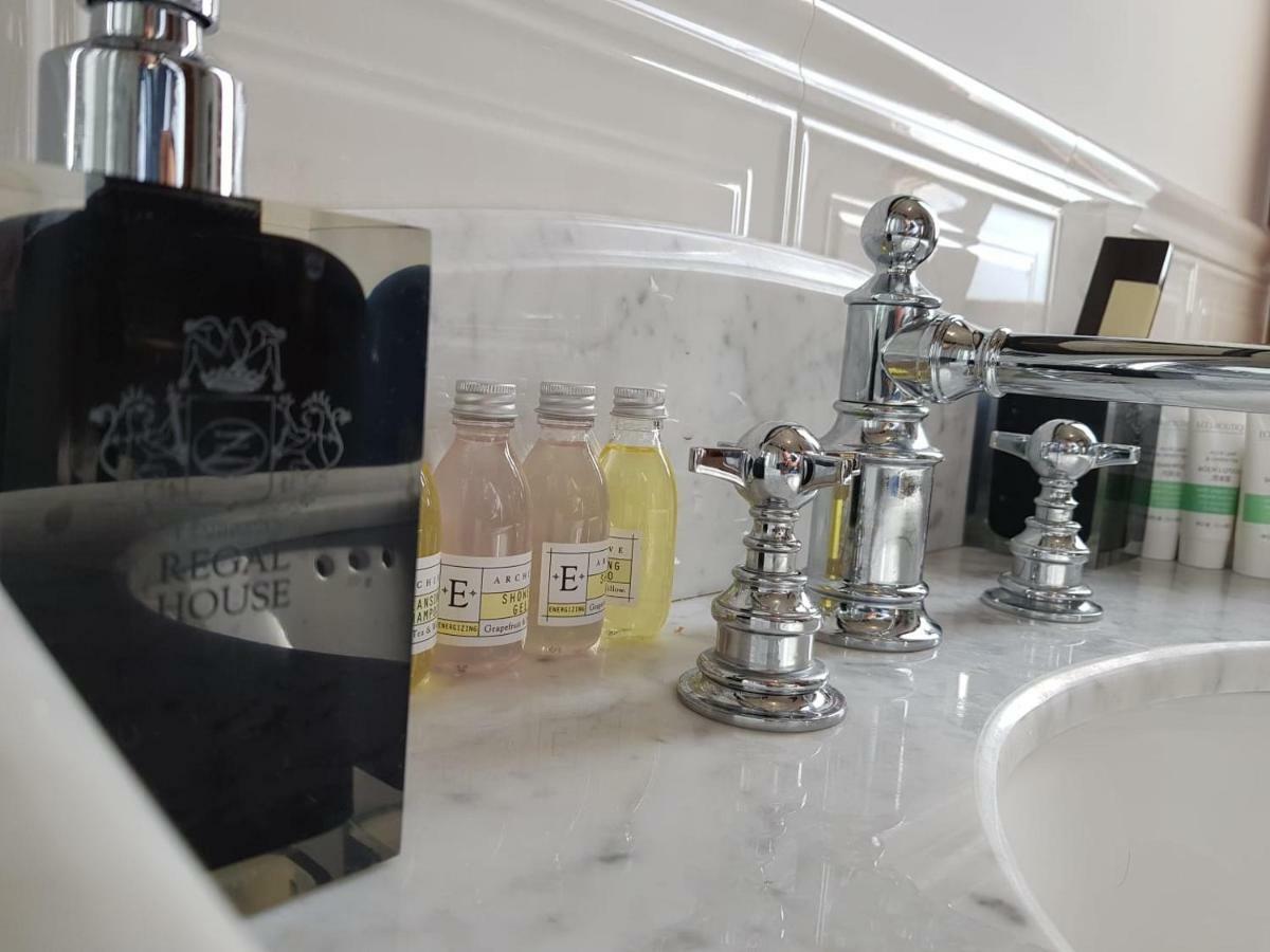 Regal House Roma Navigatori 23 Ξενοδοχείο Εξωτερικό φωτογραφία