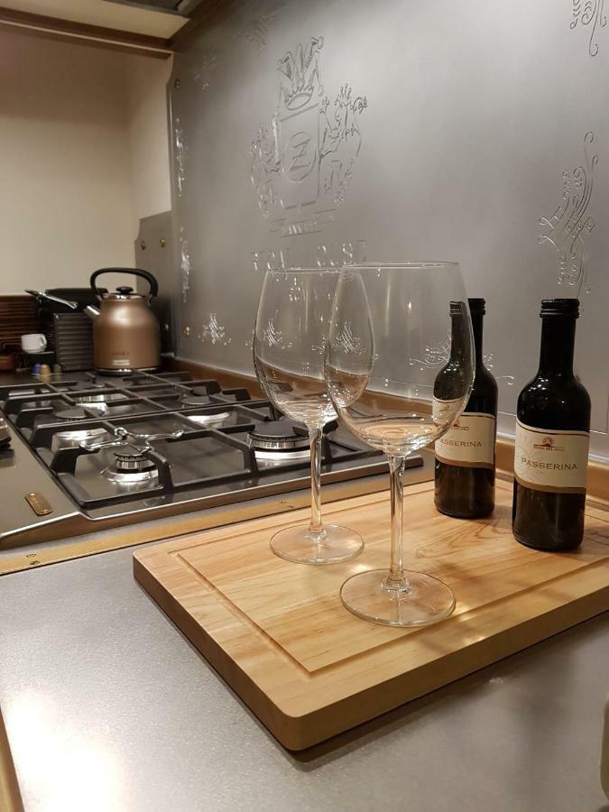 Regal House Roma Navigatori 23 Ξενοδοχείο Εξωτερικό φωτογραφία